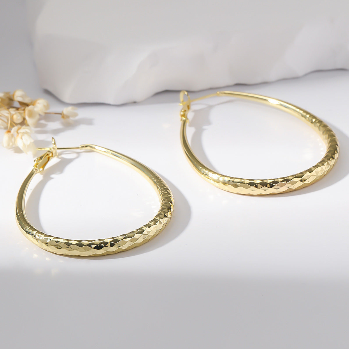 14k Gold Earrings - plated with gold Egg-shaped